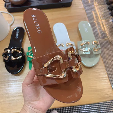 Sandali Bassi da Donna Estivi Stile Coreano TPU Lucido Catena Metallica Punta Aperta Scarpe da Spiaggia Casual All'aperto