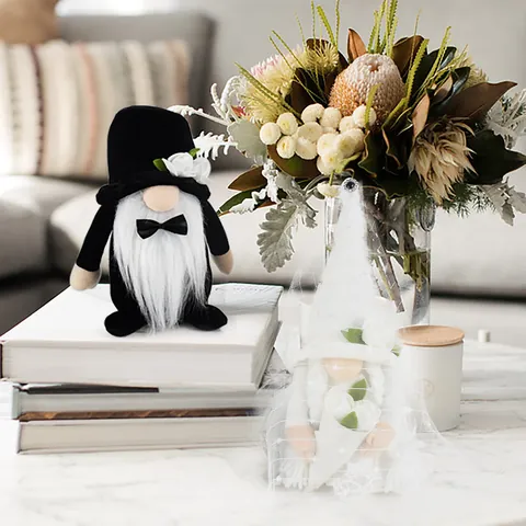 Handmade Wedding Gnomes Plush Mr And Mrs Faceless Doll Rudolph Ornament Bride And Groom Gnome For Wedding Ceremony Table Home Decor