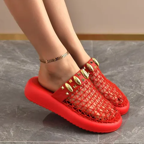 Women Closed Toe Mules Slippers Mesh Breathable Thick Sole Slides With Rhinestone Chain Metal Buckle Casual Beach Sandals