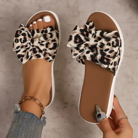 Women's Vintage Leopard Print Bow Slides Casual Flat Summer Beach Slippers Soft Sole Non-Slip Fashion One-Band Sandals