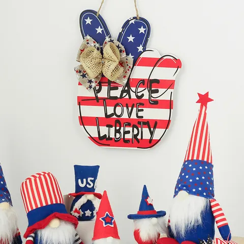 American Independence Day Wooden Hanging Sign Peace Love Liberty Stars Stripes Pattern July 4th Festive Door Wall Decor