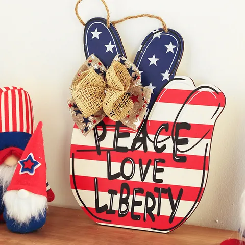 American Independence Day Wooden Hanging Sign Peace Love Liberty Stars Stripes Pattern July 4th Festive Door Wall Decor