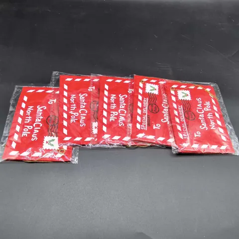 Festive Red Non-woven Fabric Christmas Tree Hanging Envelope Pendants For Santa Claus Mail Card Holder Candy Gift Bags