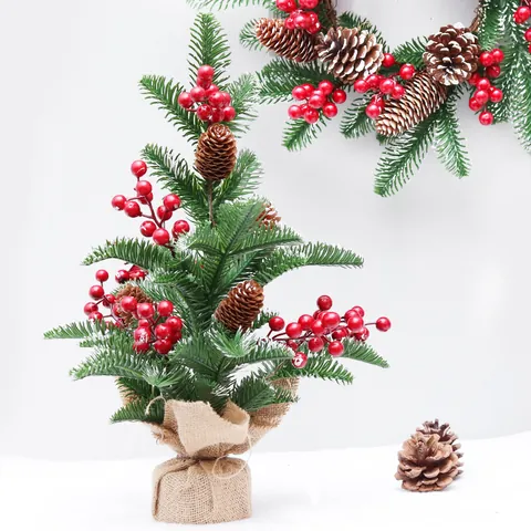 Guirnalda de Corona de Navidad Nórdica Agujas de Pino PE Artificiales Bayas Rojas Piñas de Pino Decoración de Árbol de Navidad para el Hogar Hotel Centro Comercial Decoración Navideña