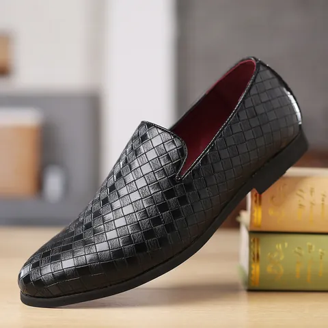 Britischer Stil Herren Loafer Webstruktur Slip-On Freizeitschuhe Weiches PU-Leder Business Flache Abendschuhe Verschleißfeste Rutschfeste Fußbekleidung