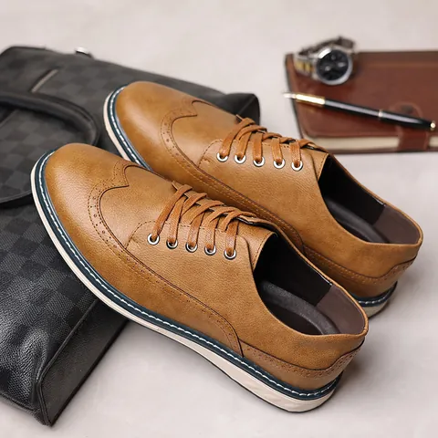 Herren Casual Brogue Lederschuhe Atmungsaktiv Weite Passform Britischer Stil Gentleman Halbschuhe Künstliches PU Oxford Schuhe