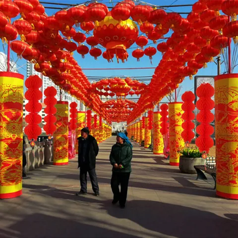 Red Chinese New Year Lanterns Honeycomb Plastic Paper Folding Lantern Hanging Decorations For Spring Festival Wedding Party Outdoor Decor