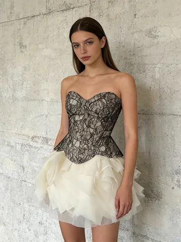 French Sexy Elegant Black Lace Bustier Corset Top Or Off-White Puffy Tulle Mesh Mini Skirt For Women Banquet Party Wear