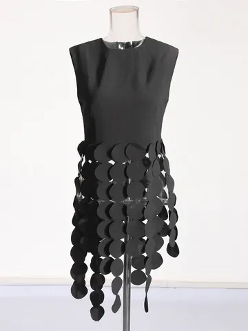 Women Sleeveless Top Polyester Laser Cut Circular Panel Tassel Fringe Design Solid Color Crew Neck Casual Fashion Pullover Tank Top Vest