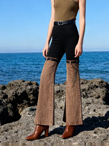 Pantalon Jeans Évasé à Taille Haute pour Femmes Patchwork Élégant Commuter Amincissant en Denim Color Block Avec Boucle en Cuir