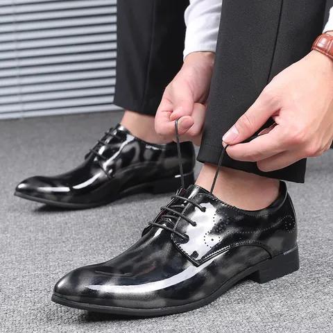 Men's British Style Business Dress Shoes Pointed Toe Patent Leather Lace-Up Formal Oxford Shoes For Wedding Banquet Party