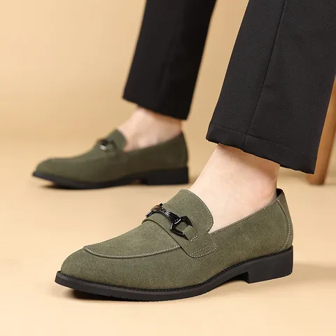 Men's British Style Artificial Suede PU Loafers Pointed Toe Slip-On Driving Shoes Breathable Non-Slip Casual Loafers For Men