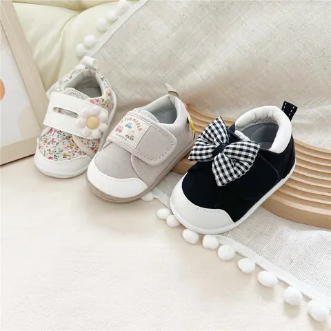 Baby Lauflernschuhe Weiche Sohle Segeltuch Kleinkind Schuhe Für Jungen Mädchen Klettverschluss Blumen Cartoon Auto Muster Kleinkind Sneaker