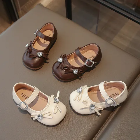 Chaussures Princesse Mary Jane Rétro pour Filles avec Nœud et Strass en Cœur Semelle Souple Plate pour Enfants Fête Mariage Spectacle