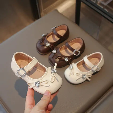 Chaussures Princesse Mary Jane Rétro pour Filles avec Nœud et Strass en Cœur Semelle Souple Plate pour Enfants Fête Mariage Spectacle
