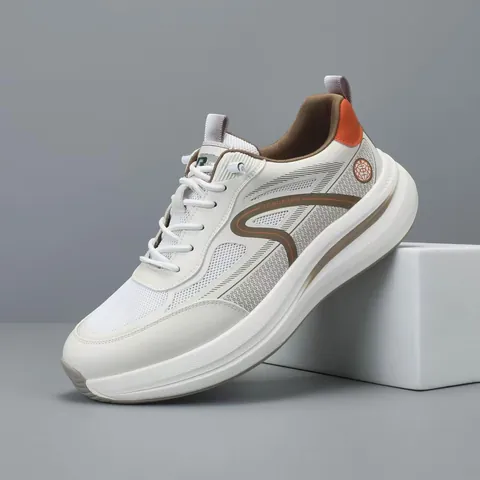 Chaussures de Course Respirantes Flyknit Mesh pour Hommes Légères Semelle Epaisse Sneakers de Sport Décontractées Outdoor