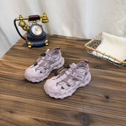 Kids Sports Sandals Breathable Mesh Hollow Out Soft Sole Sneakers For Boys Girls Summer Outdoor Running Beach Shoes