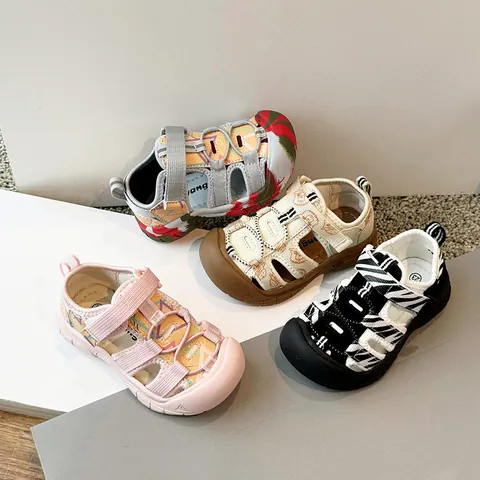 Toddler Boys Girls Closed Toe Zebra Pattern Hollow Sandals Breathable Outdoor Beach Kids Shoes Rubber Sole Velcro Sandals