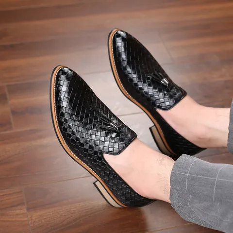 Mocasines Casuales para Hombre Cuero PU Artificial Textura Tejida Borla Zapatos de Conducir Estilo Británico Zapatos Planos