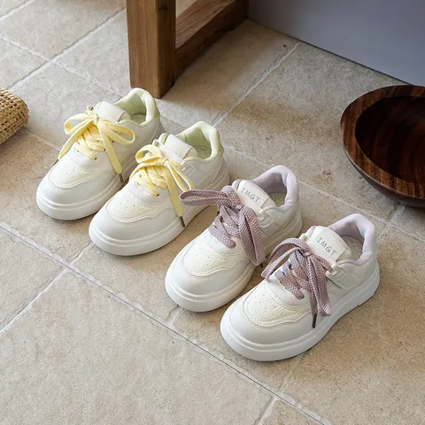 Fashionable Kids Sneakers For Girls Trendy White Running Shoes Non Slip Breathable Student Casual Shoes Hook And Loop Footwear Spring IMGT