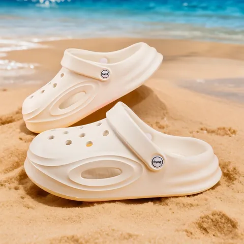 Kinder Tuinklompen Antislip Zomer Sandalen Ademende Strandschoenen Voor Jongens Meisjes Lichtgewicht EVA Pantoffels