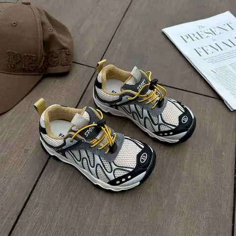 Chaussures de Randonnée Extérieures pour Enfants Maille Respirante Antidérapantes Baskets de Sport Légères pour Garçons Filles Printemps Automne