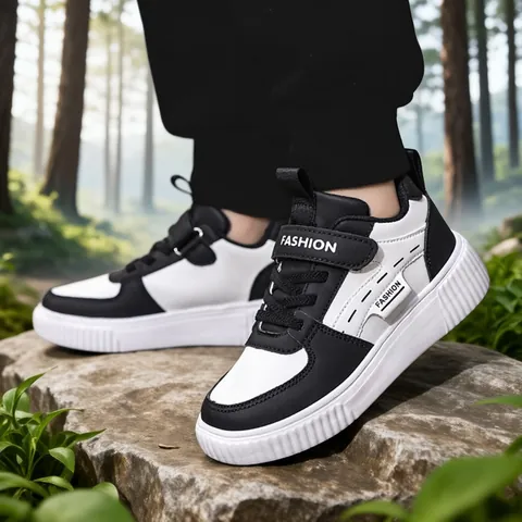 Classic Kids White Sneakers Fleece Lined Boys Girls Casual Board Shoes Students School Sports Sneakers Hook Loop Shoes