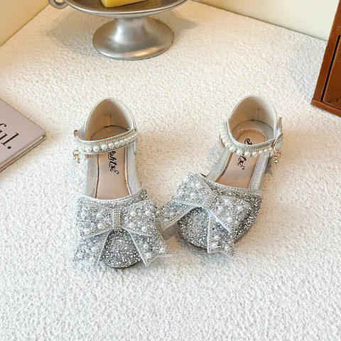 Girl's Princess Sandals Crystal Shoes Sequins Bowtie Artificial Pearl Rhinestone Soft Sole Closed Toe Wedding Party Dress Shoes