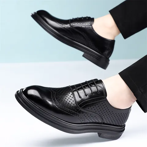 Chaussures en Cuir Formelles pour Hommes Brogue Ajouré Respirant Augmentation de la Taille Chaussures de Cérémonie Oxfords à Lacets