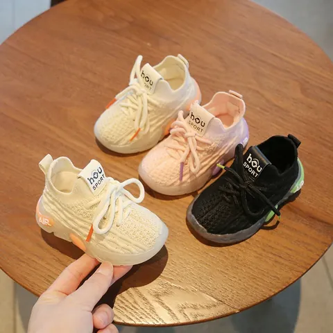 Kids Toddler Sneakers Breathable Flyknit Mesh Walking Shoes For Boys Girls Lightweight Soft Sole Casual Outdoor Sport Shoes