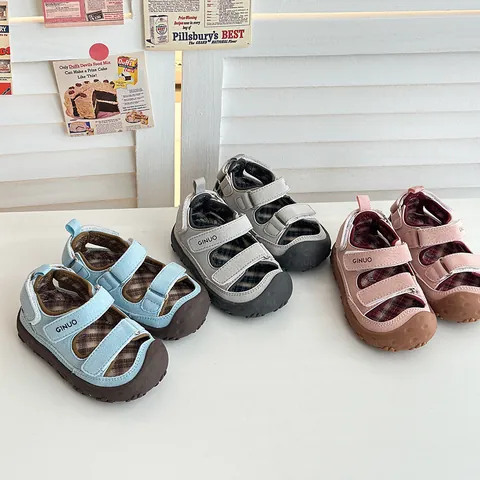 Kids Summer Closed Toe Sandals Microfiber Leather Breathable Velcro Outdoor Shoes For Boys Girls Casual Beach Sandals