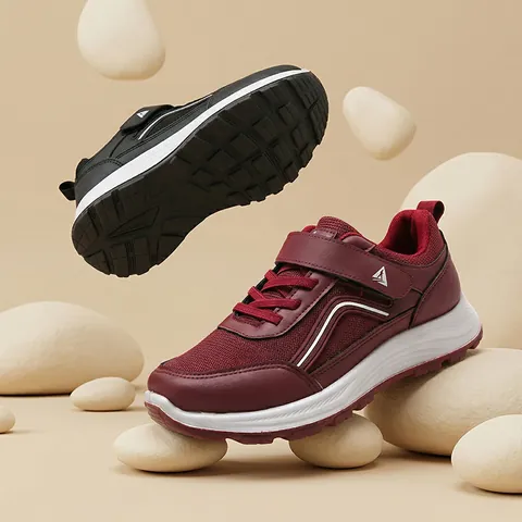 Unisex Breathable Mesh Walking Shoes Lightweight Non-Slip Comfortable Sneakers Velcro Elderly Leisure Sports Shoes