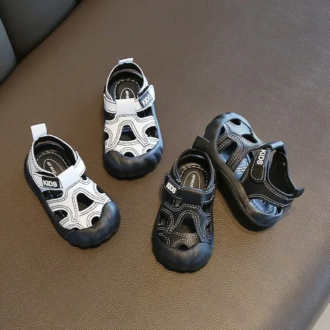 Sandales à Bout Fermé pour Bébés et Enfants en Cuir Superfibre Semelle Souple Antidérapante Chaussures de Marche Été