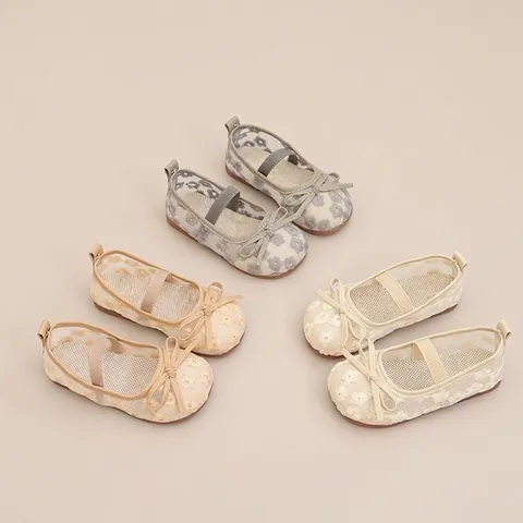 Girls Princess Shoes Floral Embroidery Hollow Mesh Breathable Mary Jane Flats Summer Dancing Shoes Little Big Kids Toddler Shoes