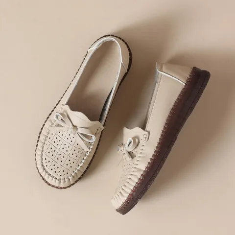 Women Casual Cowhide Mother Shoes Comfortable Hollow-out Flat Loafers With Soft Beef Tendon Sole Hand-sewn Leather Shoes