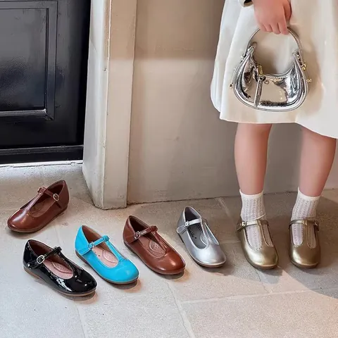 Girls Retro T-Strap Mary Jane Shoes Vintage Patent Leather Princess Flat Shoes Shallow Mouth Single Shoes For Kids Party