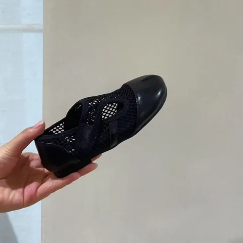 Damen Japanischer Stil Mesh Mary Jane Schuhe Mädchen Split Toe Stil Ballett Flats Atmungsaktiv Weiche Sohle Klettverschluss Freizeitschuhe