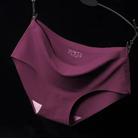 Women Seamless Ice Silk Panties Mid-Low Waist One-Piece Breathable Stretchy Underwear Solid Color Briefs Soft Lingerie