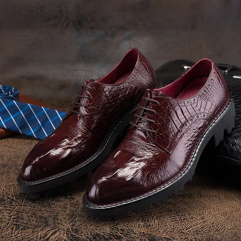 Men's Crocodile Pattern Genuine Leather Shoes European Trendy Embossed Thick Sole Lace-up Brogue Leather Shoes For Men