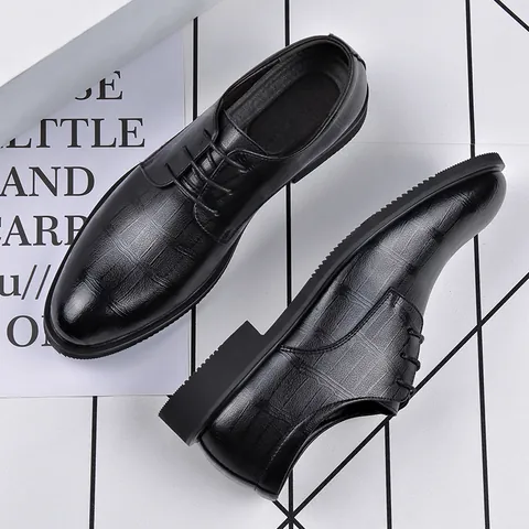 Scarpe Eleganti da Uomo Business a Punta Stringate Scarpe da Matrimonio Formali Stile Coreano Pelle Riciclata Texture Coccodrillo Nero