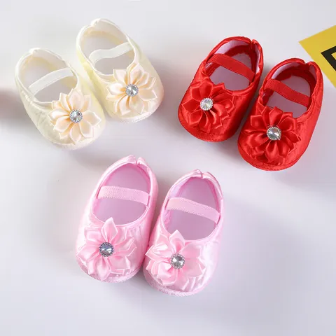 Baby Girl Princess Shoes Silk Satin 3D Flower Rhinestone Soft Sole Pre-walker Shoes Infant Toddler Walking Shoes Party Baptism