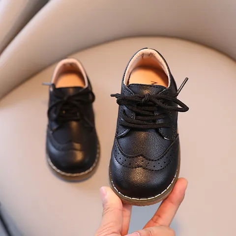 Kinder Britischer Stil Brogue Lederschuhe Jungen Mädchen Retro Schnürung Oxford Schüler Schule Leistung Formale Flache Schuhe