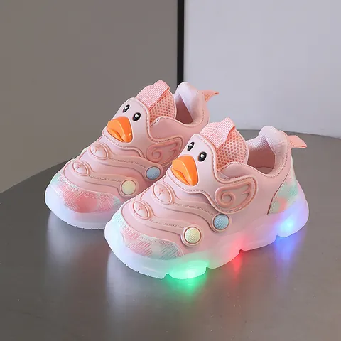 Toddler LED Light Up Shoes Cartoon Duck Soft Sole Athletic Sneakers For 0-3 Years Old Boys Girls PVC Leather Prewalker Walking Shoes