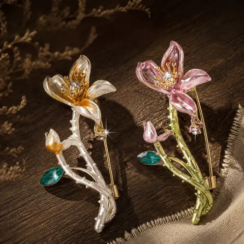 Elegant Floral Enamel Brooch For Women Vintage Alloy Rhinestone Flower Pin For Cheongsam Coat Suit Accessories Jewelry Gift