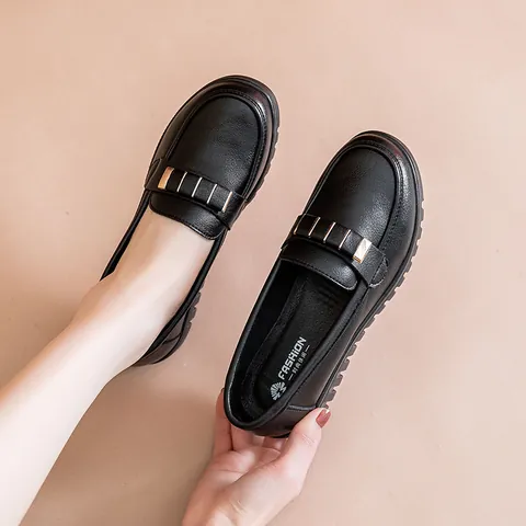 Women Soft Sole Flat Loafers Non-slip Comfortable Work Shoes Microfiber Leather Metal Buckle Slip-on Commuter Flats