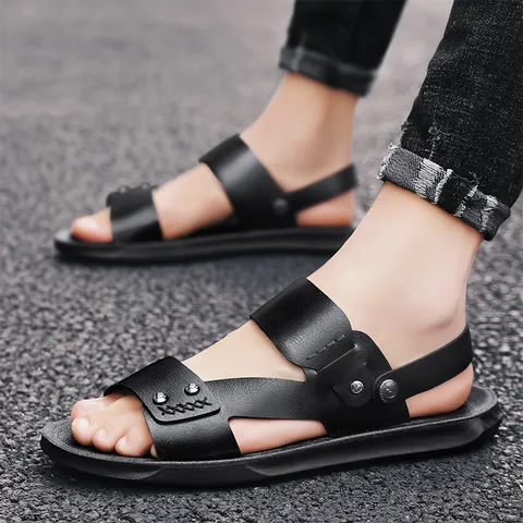 Men Casual Microfiber PU Leather Sandals Summer Beach Slippers Breathable Anti-Slip Wear-Resistant Buckle Rivet Outdoor Shoes