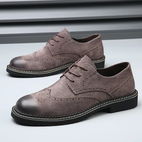 Chaussures Richelieu Brogue en Cuir Véritable pour Hommes Sculpture Wingtip Style Britannique Vintage Chaussures de Ville Business Semelle en Caoutchouc Lacets