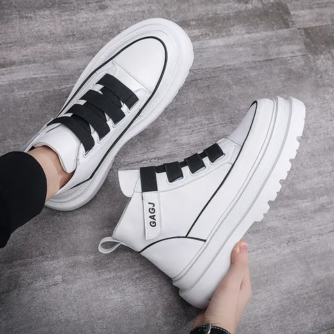 Fashion Men's High-Top White Board Shoes Chunky Sole Sneakers Side Buckle Contrast Color Casual Sports Trendy Men's Boots