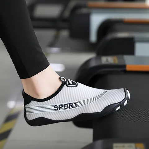 Unisex Bloote Voeten Waterschoenen Sneldrogende Aqua Sokken Voor Strand Zwemmen Yoga Surf Oefening Outdoor Waden Vissen Sportsneakers