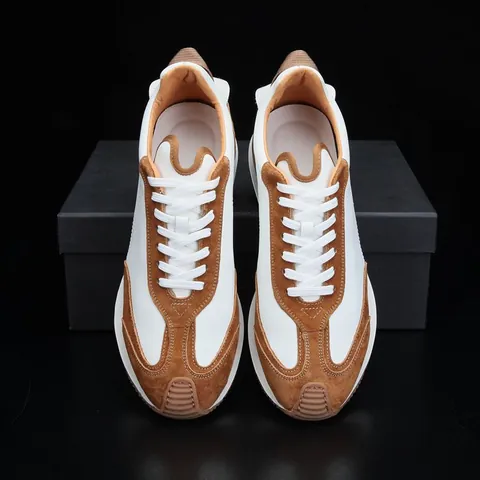 Baskets de Jogging Rétro Japonaises en Cuir de Vachette pour Hommes Blocage de Couleur Noir et Blanc Augmentation Taille Chaussures Sport